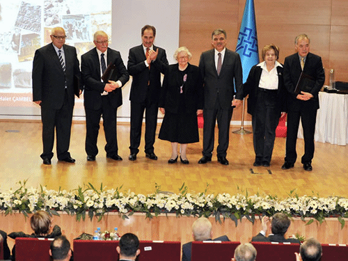 Cumhurbaşkanı Gül, Kültür ve Turizm Bakanlığı 2010 Yılı Kültür ve Sanat Büyük Ödüllerini Verdi